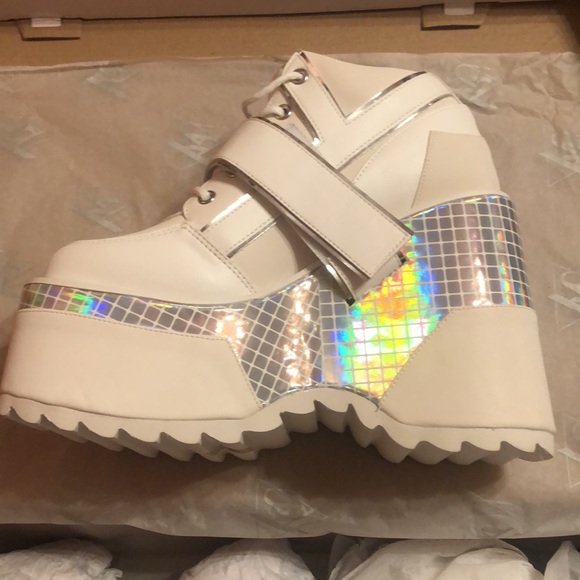 Y.R.U. Nova Platform Boots - Picture 6 of 6